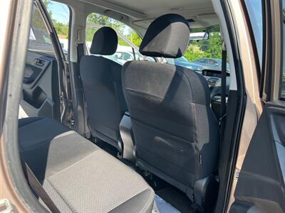2014 Subaru Forester 2.5i Premium   - Photo 17 - Jonestown, PA 17038
