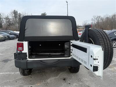 2013 Jeep Wrangler Sport   - Photo 11 - Jonestown, PA 17038