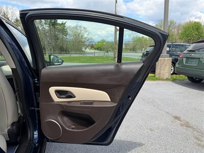 2011 Chevrolet Cruze LT - Photo 13 - Jonestown, PA 17038