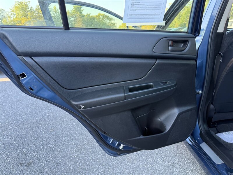 2013 Subaru Impreza 2.0i   - Photo 13 - Jonestown, PA 17038