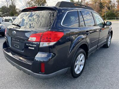 2014 Subaru Outback 2.5i Premium   - Photo 4 - Jonestown, PA 17038