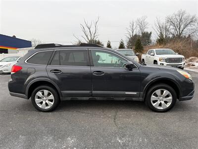 2012 Subaru Outback 2.5i Premium   - Photo 5 - Jonestown, PA 17038