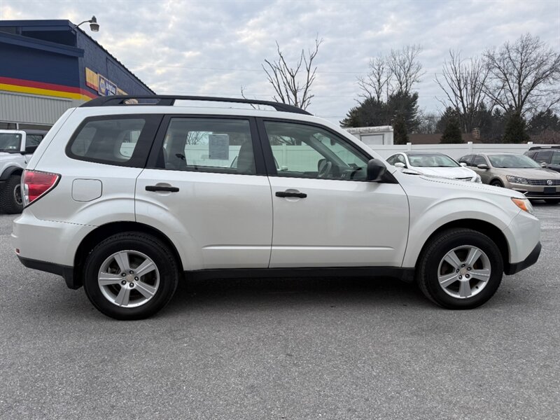 2011 Subaru Forester 2.5X - Photo 5 - Jonestown, PA 17038