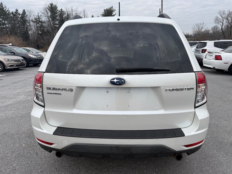 2011 Subaru Forester 2.5X - Photo 7 - Jonestown, PA 17038