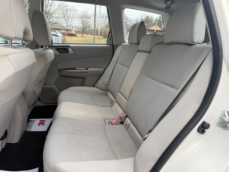 2011 Subaru Forester 2.5X - Photo 12 - Jonestown, PA 17038