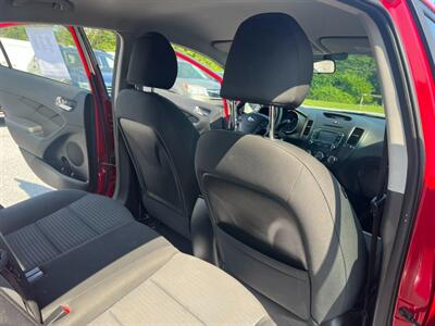 2016 Kia Forte LX   - Photo 17 - Jonestown, PA 17038
