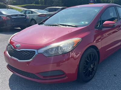 2016 Kia Forte LX   - Photo 2 - Jonestown, PA 17038