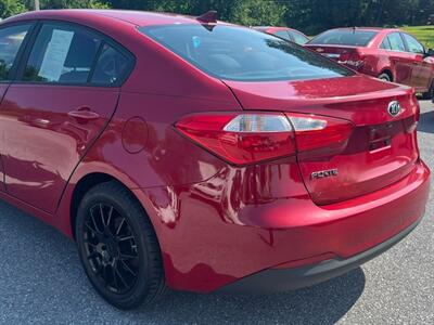 2016 Kia Forte LX   - Photo 8 - Jonestown, PA 17038