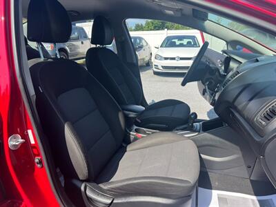 2016 Kia Forte LX   - Photo 21 - Jonestown, PA 17038