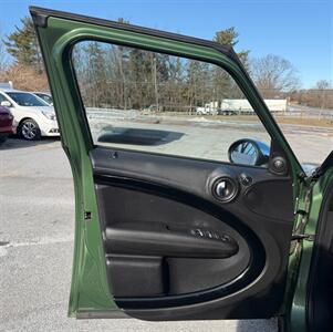 2015 MINI Countryman Cooper S ALL4   - Photo 9 - Jonestown, PA 17038