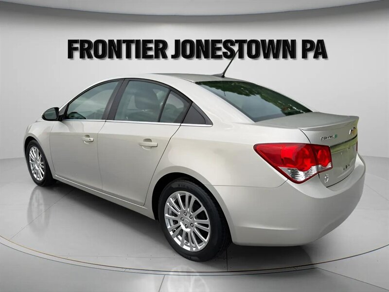 2013 Chevrolet Cruze ECO Auto - Photo 7 - Jonestown, PA 17038