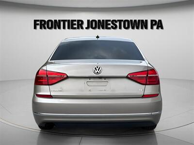 2016 Volkswagen Passat 1.8T S - Photo 9 - Jonestown, PA 17038