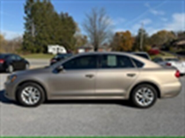 2016 Volkswagen Passat S