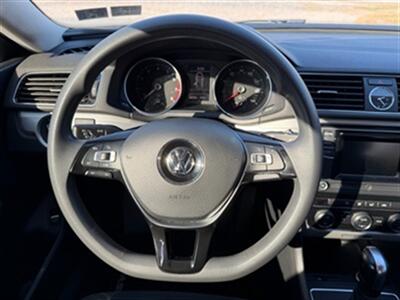 2016 Volkswagen Passat 1.8T S - Photo 13 - Jonestown, PA 17038