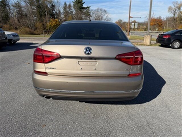 2016 Volkswagen Passat 1.8T S - Photo 7 - Jonestown, PA 17038