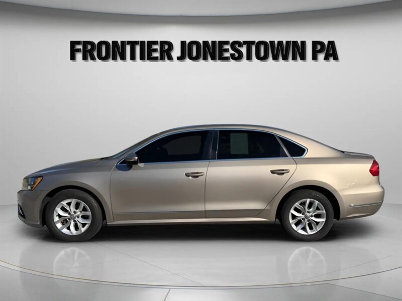 2016 Volkswagen Passat S - Photo 12
