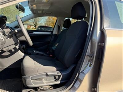 2016 Volkswagen Passat 1.8T S - Photo 9 - Jonestown, PA 17038