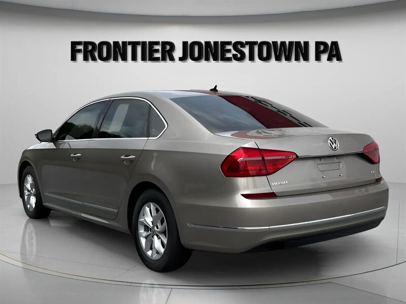 2016 Volkswagen Passat S - Photo 10