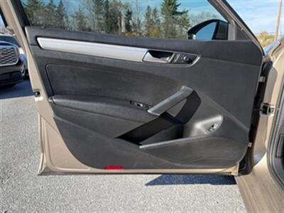2016 Volkswagen Passat 1.8T S - Photo 10 - Jonestown, PA 17038