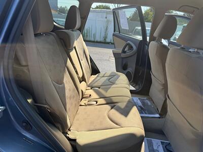 2011 Toyota RAV4   - Photo 20 - Jonestown, PA 17038