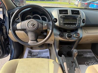 2011 Toyota RAV4   - Photo 15 - Jonestown, PA 17038