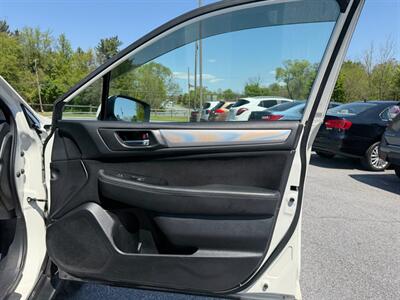 2015 Subaru Outback 2.5i Premium   - Photo 17 - Jonestown, PA 17038