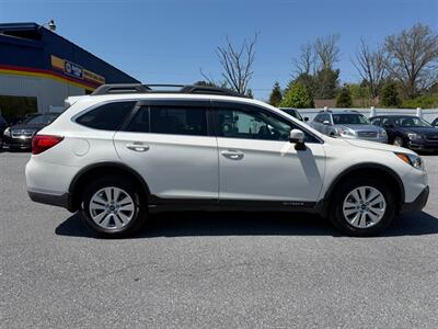 2015 Subaru Outback 2.5i Premium   - Photo 5 - Jonestown, PA 17038