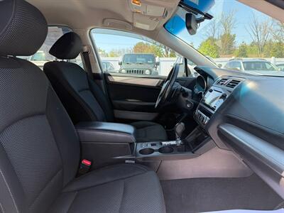 2015 Subaru Outback 2.5i Premium   - Photo 18 - Jonestown, PA 17038