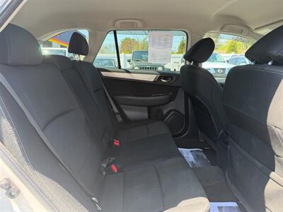 2015 Subaru Outback 2.5i Premium   - Photo 15 - Jonestown, PA 17038