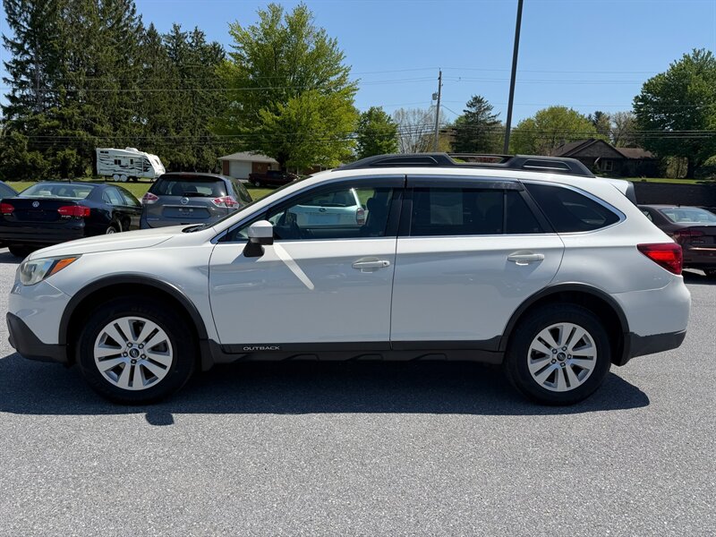 2015 Subaru Outback 2.5i Premium CVT PZEV's photo