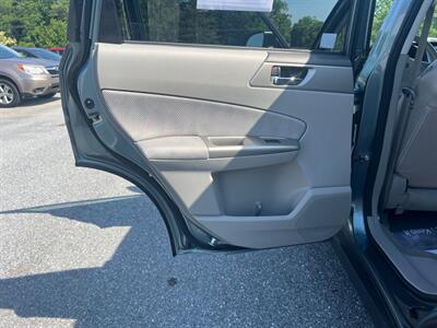 2010 Subaru Forester 2.5X Premium   - Photo 8 - Jonestown, PA 17038