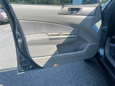 2010 Subaru Forester 2.5X Premium   - Photo 11 - Jonestown, PA 17038