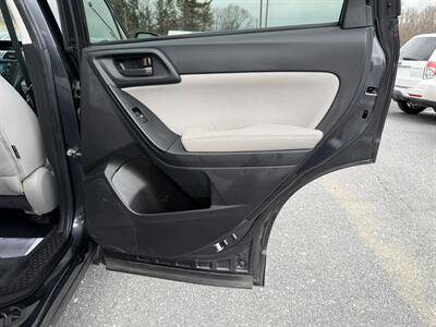 2015 Subaru Forester 2.5i Premium   - Photo 14 - Jonestown, PA 17038