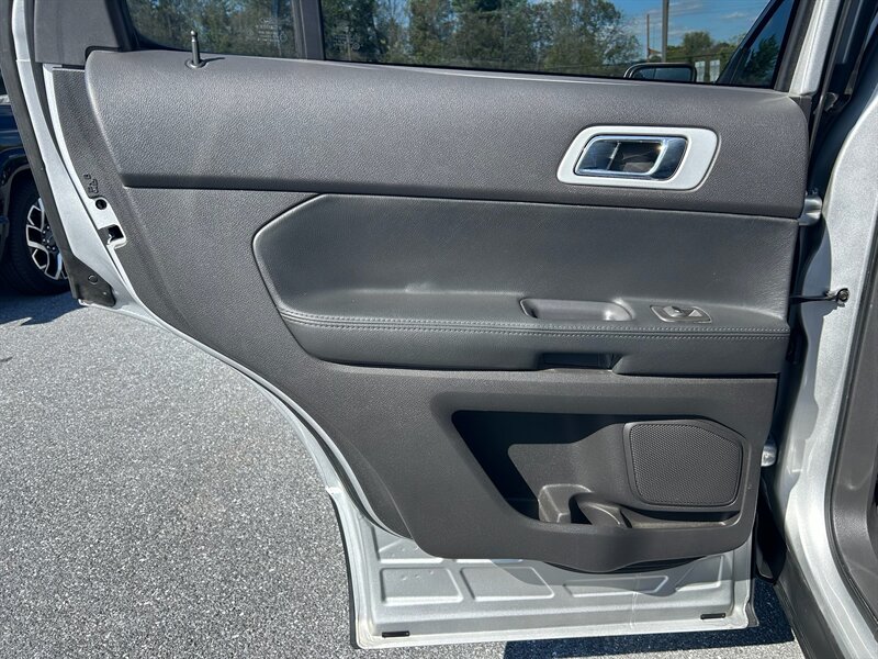 2013 Ford Explorer Limited - Photo 9 - Jonestown, PA 17038