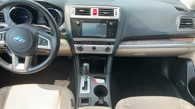 2016 Subaru Outback 2.5i Limited - Photo 8 - Jonestown, PA 17038