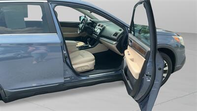 2016 Subaru Outback 2.5i Limited - Photo 11 - Jonestown, PA 17038