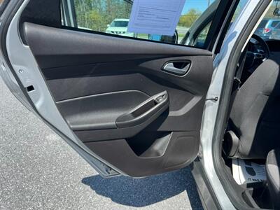 2014 Ford Focus SE   - Photo 11 - Jonestown, PA 17038