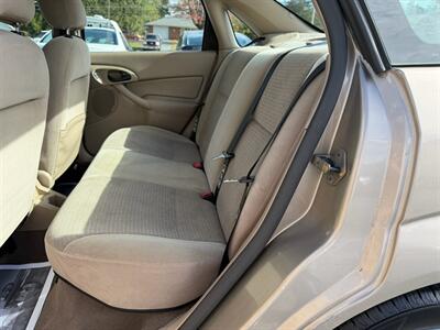 2003 Ford Focus SE Comfort   - Photo 8 - Jonestown, PA 17038