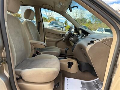 2003 Ford Focus SE Comfort   - Photo 19 - Jonestown, PA 17038