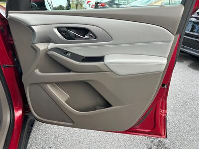 2018 Chevrolet Traverse LT Cloth   - Photo 22 - Jonestown, PA 17038