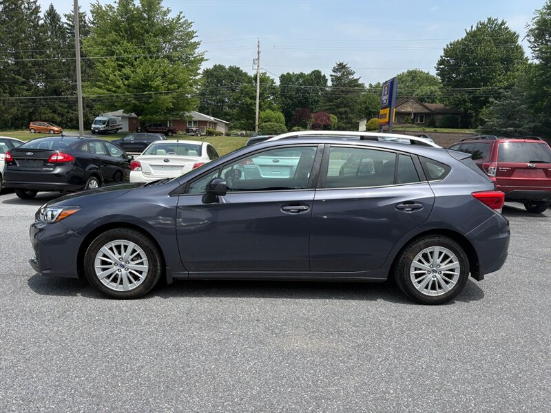 2017 Subaru Impreza Premium  