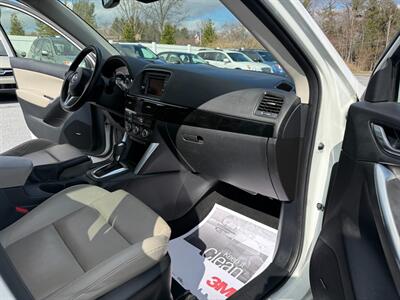 2015 Mazda CX-5 Grand Touring   - Photo 18 - Jonestown, PA 17038