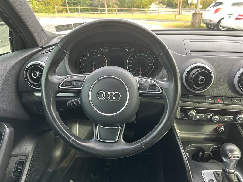 2016 Audi A3 2.0T Quattro Premium photo 17