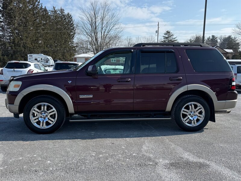 2008 Ford Explorer Eddie Bauer   - Photo 1 - Jonestown, PA 17038