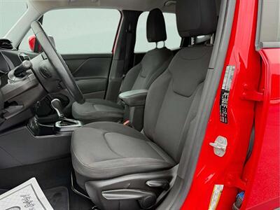 2019 Jeep Renegade Latitude   - Photo 11 - Jonestown, PA 17038