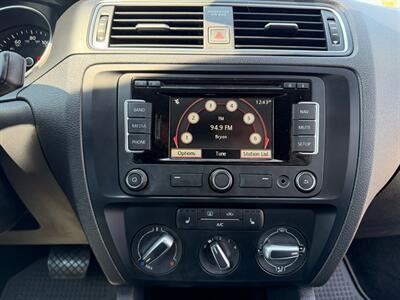 2015 Volkswagen Jetta SE - Photo 21 - Jonestown, PA 17038