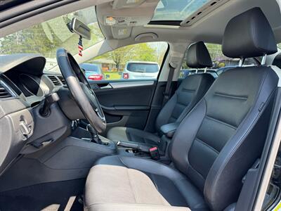 2015 Volkswagen Jetta SE - Photo 10 - Jonestown, PA 17038