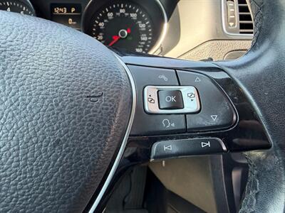 2015 Volkswagen Jetta SE - Photo 24 - Jonestown, PA 17038