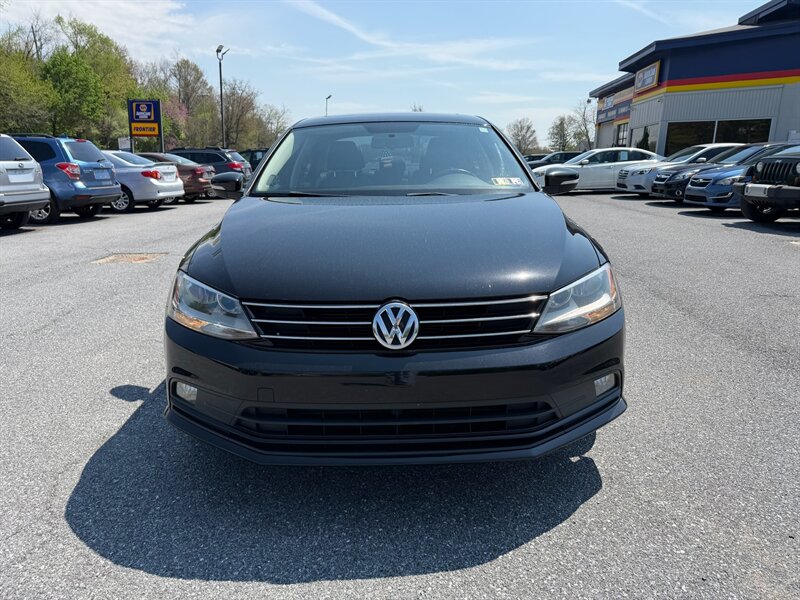 2015 Volkswagen Jetta SE - Photo 3 - Jonestown, PA 17038