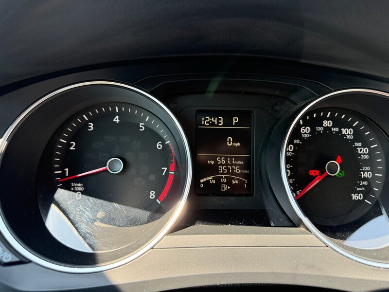 2015 Volkswagen Jetta SE - Photo 26 - Jonestown, PA 17038